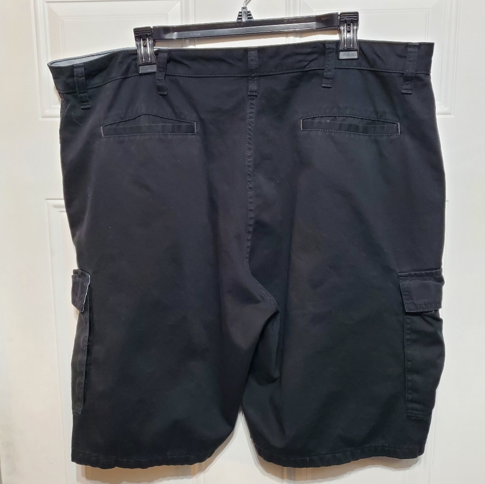 Wrangler Men's Black Cargo Shorts size 40 - Picture 3 of 16